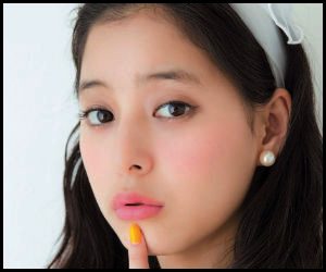 新木優子さんとももクロの気になる関係ですが、この話は昨年放送されたバラエティ番組『行列のできる法律相談所』で新木優子さんが語られました。