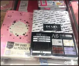 セリア100均手帳2019【画像】ディズニー サンリオ ドット等（写真 7）