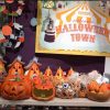 ナチュラルキッチンハロウィン2019【画像】飾り リース 仮装衣装等